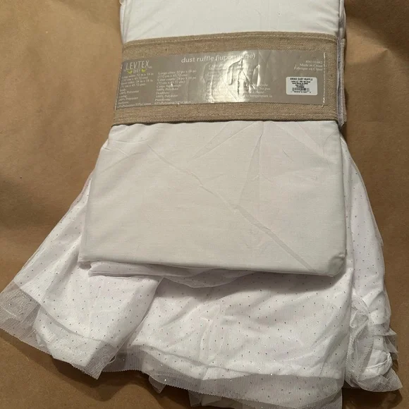 NEW Levtex Baby Anika Dust Ruffle White Gold Glitter 52 X 28 X 18 Morocco